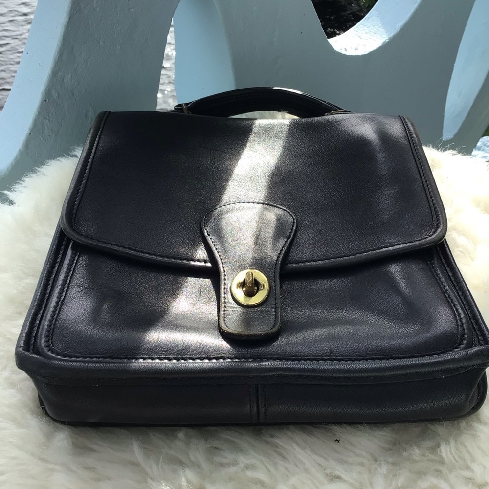 Vintage Coach All Weather Glove Tanned Cowhide Leather Station Tote Hand… - Picture 16 of 16